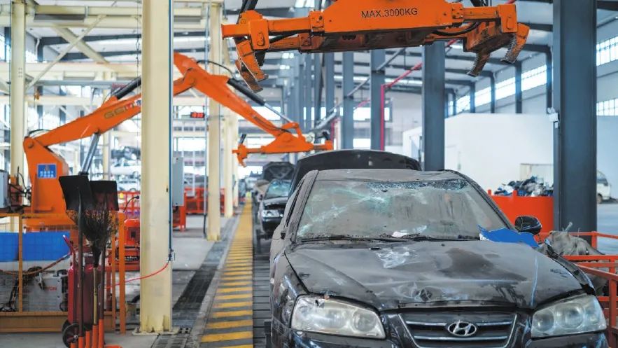 报废汽车回收公司怎么挣钱_报废汽车回收设备_专业回收报废汽车